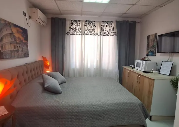 Oasis Studio Apartment In Tirana Near Bus Station