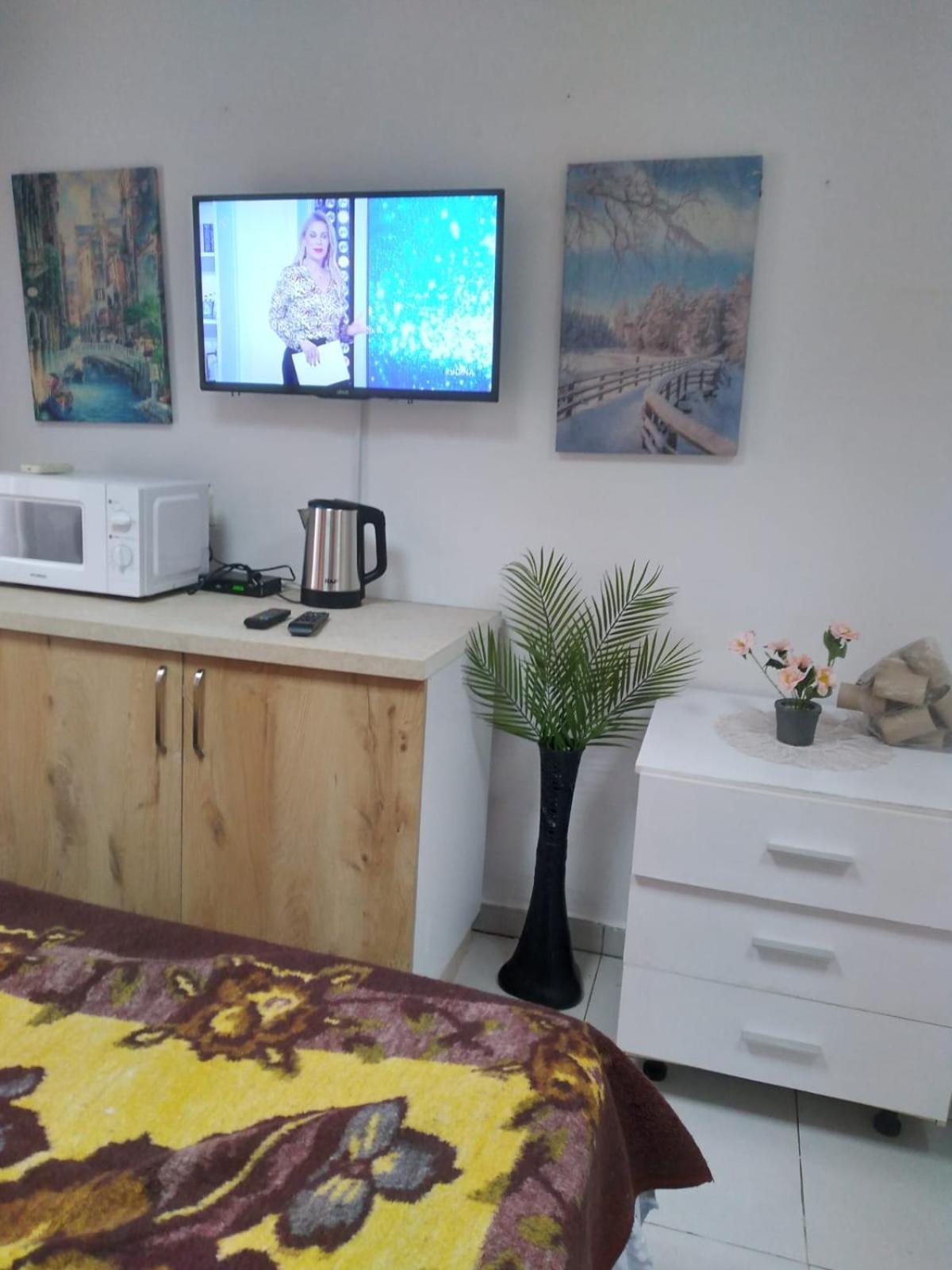 Oasis In Near Bus Station Appartement Tirana